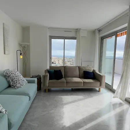 Fireworks View - 6 Persons