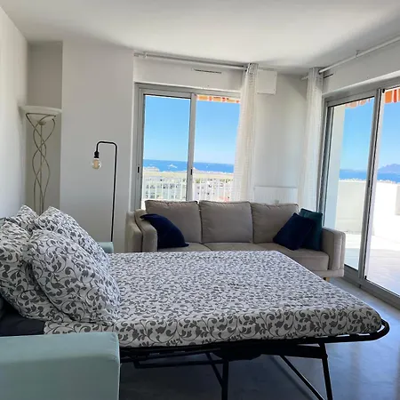 Fireworks View - 6 Persons Apartment Antibes