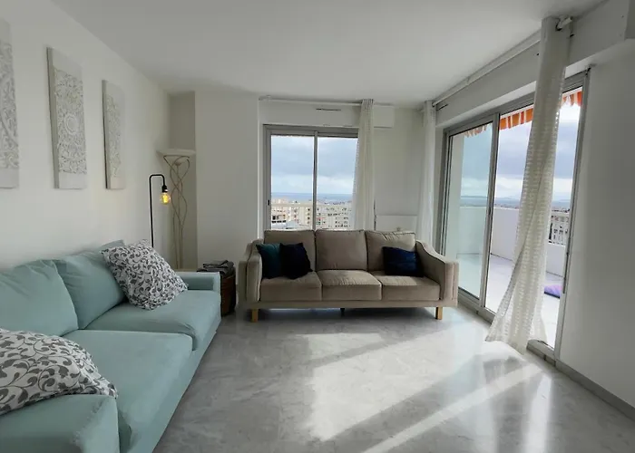 Fireworks View - 6 Persons