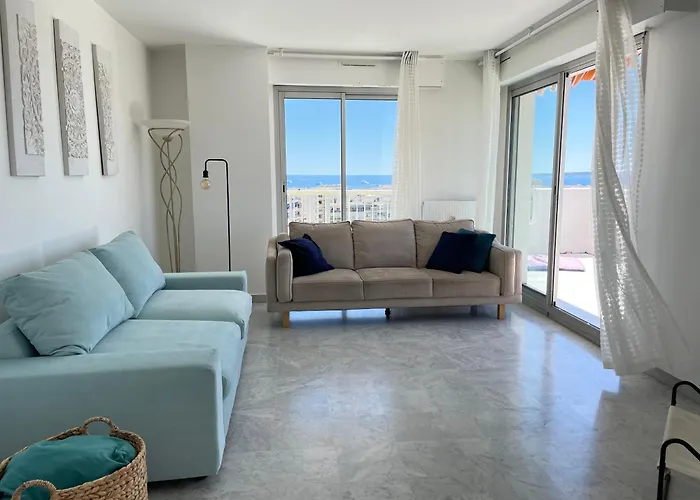 Fireworks View - 6 Persons Apartment Antibes