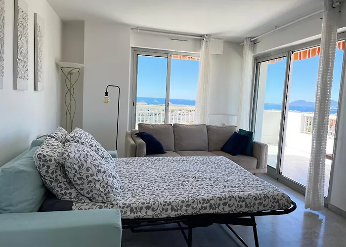 Fireworks View - 6 Persons Daire Antibes